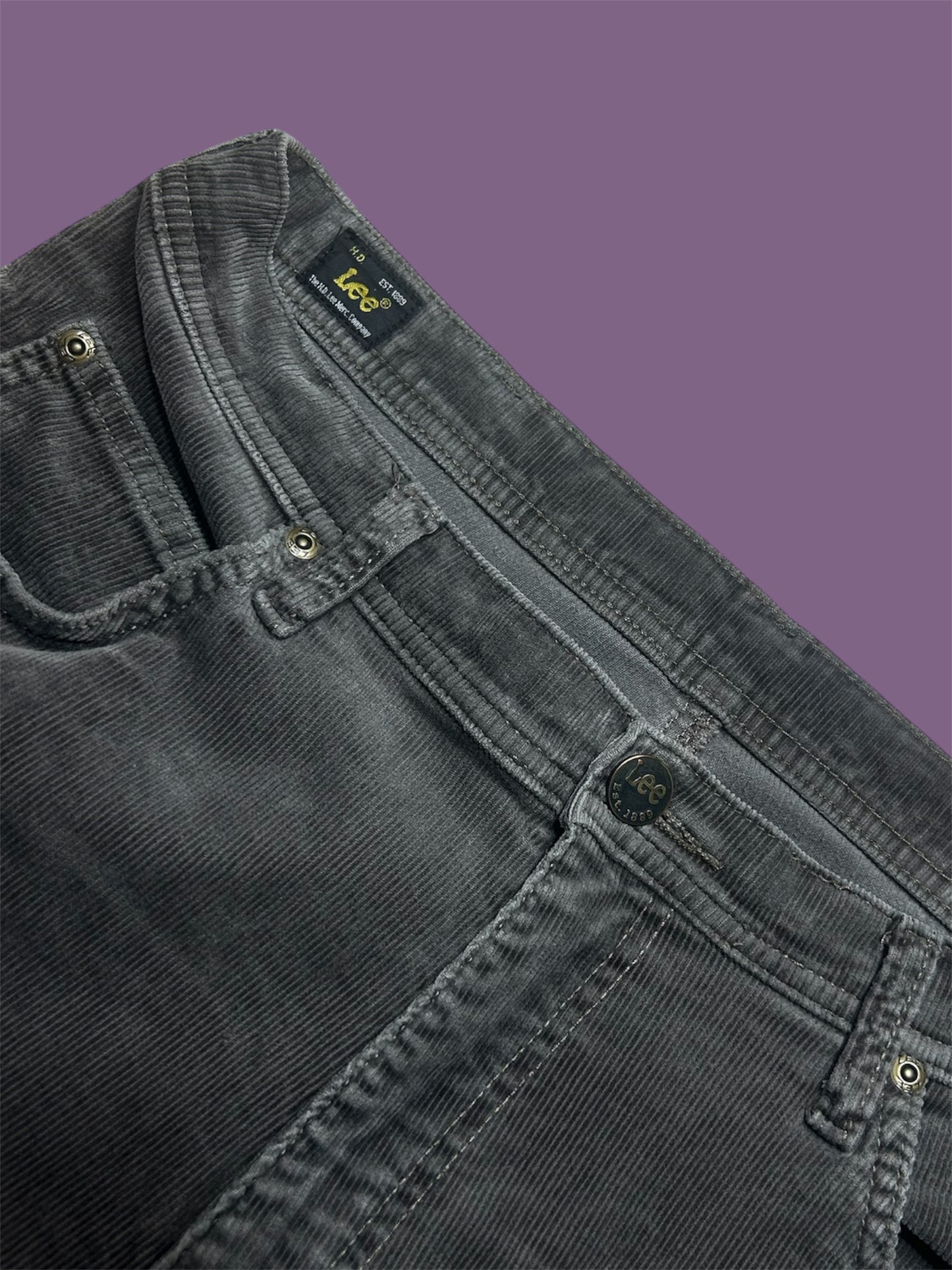 Lee Jeans